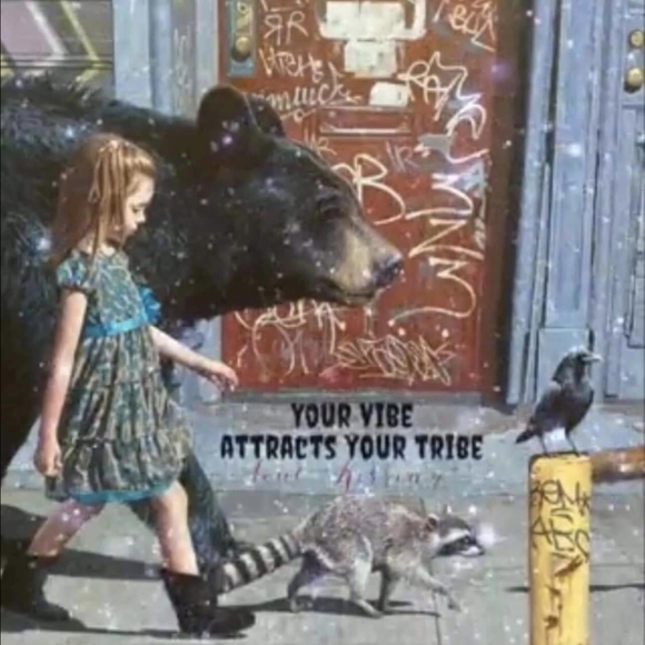 Meet your Posher, Sarah - Picture 4 of 6